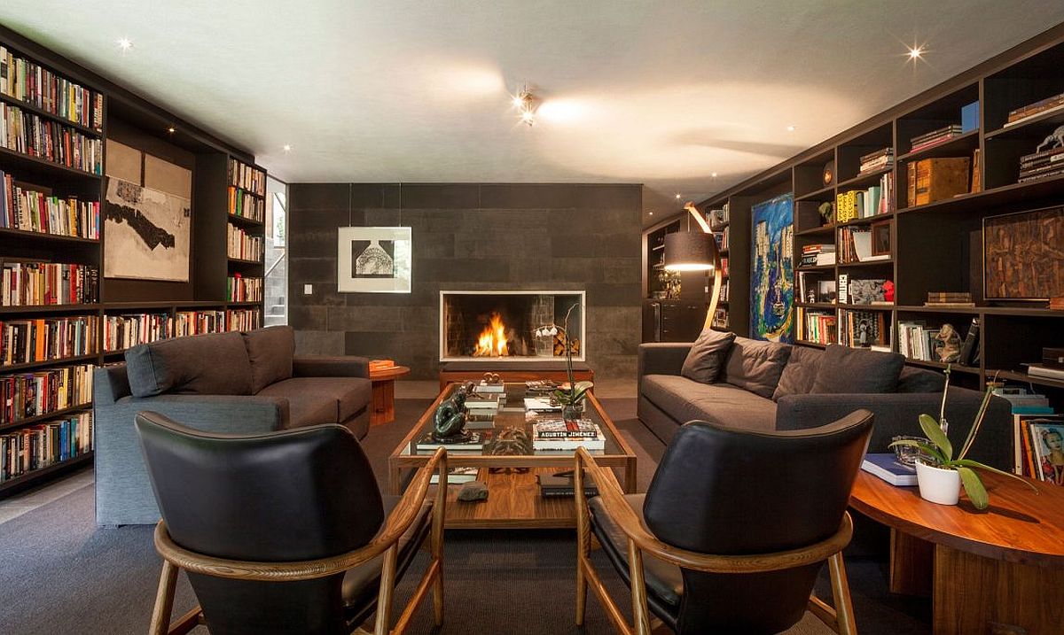 1489544903755588.jpg Contemporary-living-room-and-sitting-space-with-walls-of-books-all-around.jpg