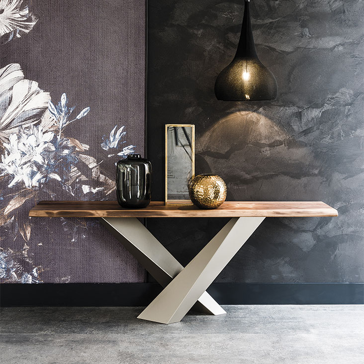 1513326004683948.jpg cattelan3.jpg