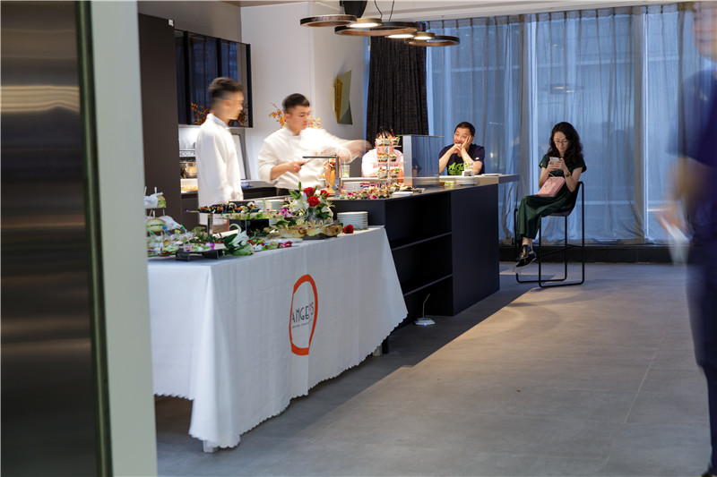 1530688308812851.jpg 201806220024.jpg