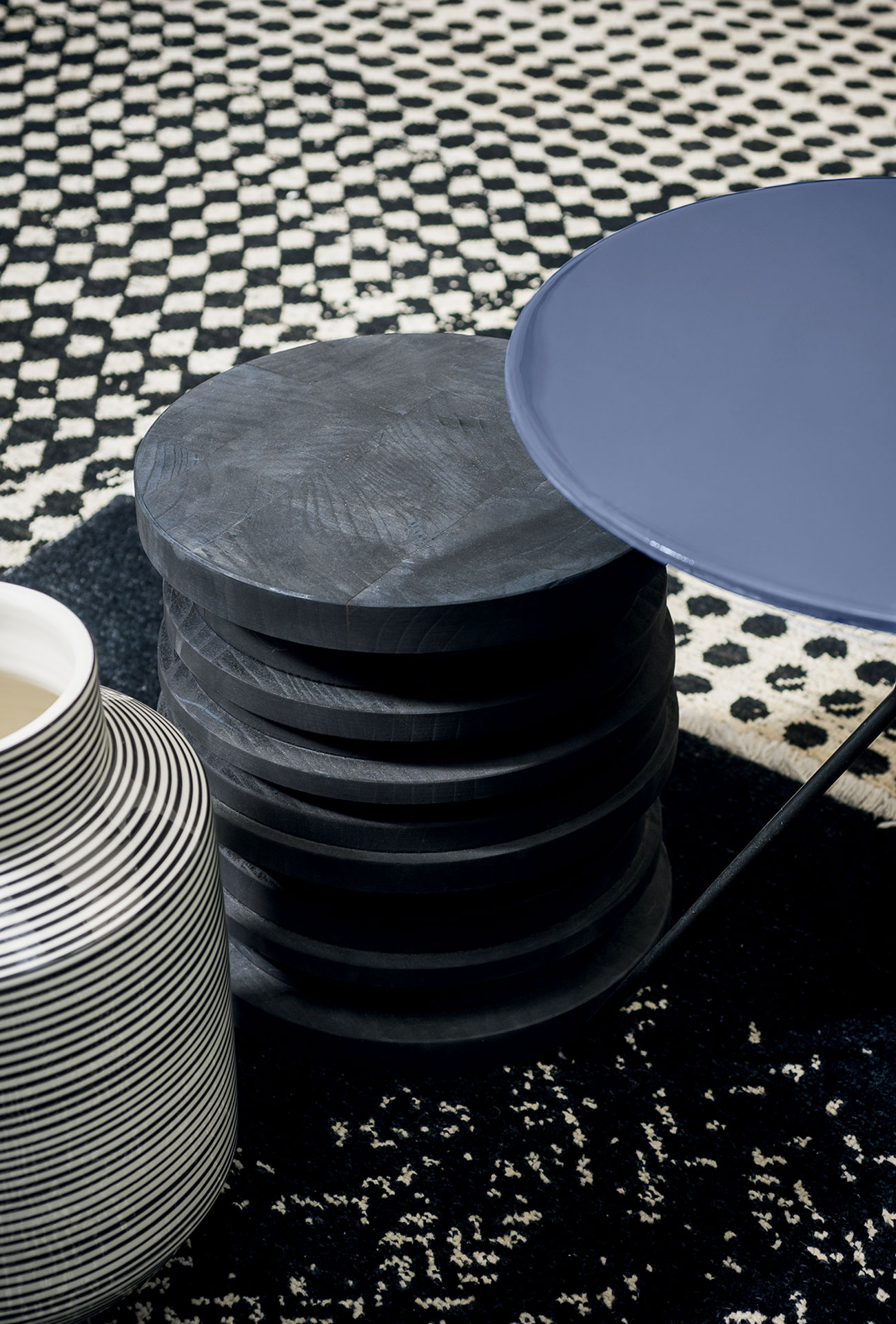 1562722128588014.jpg Bidu_tavolino_01.jpg