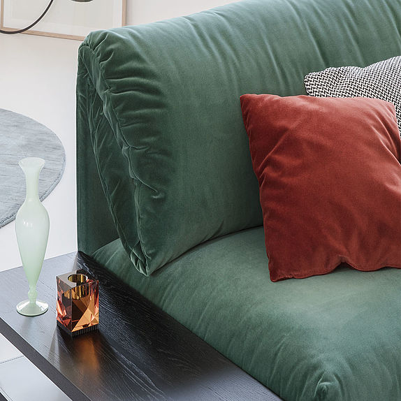 1563155493426316.jpg csm_RolfBenz-alma-detailaufnahmen-002_5125bb77ce.jpg