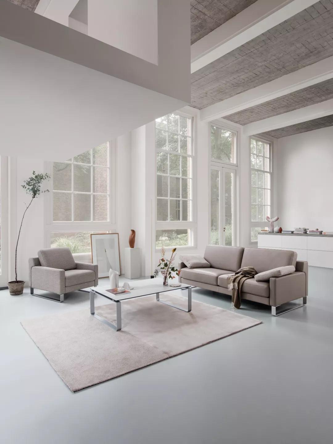 1563345688217646.jpg ego.jpg