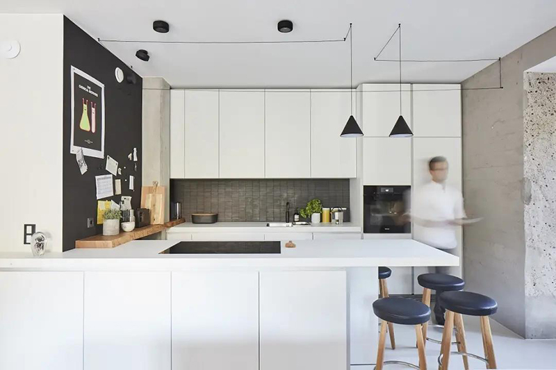 1711101501508864.jpg 8.jpg