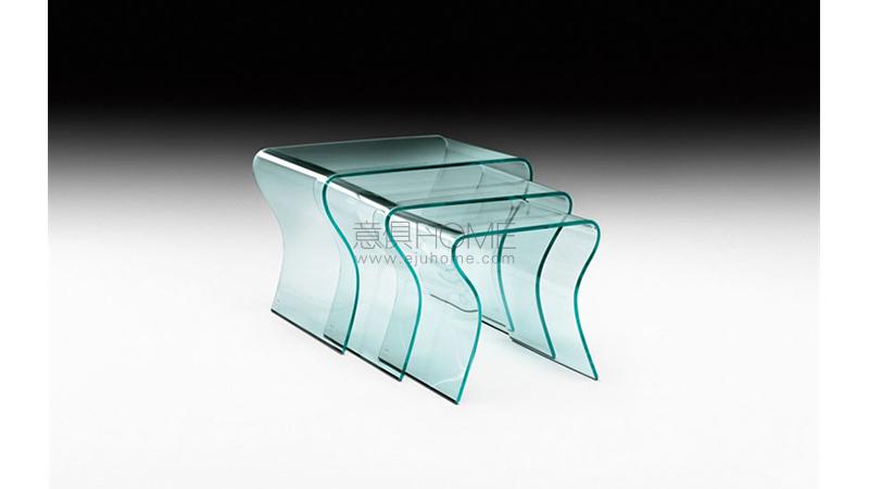 charlotte tris 角幾