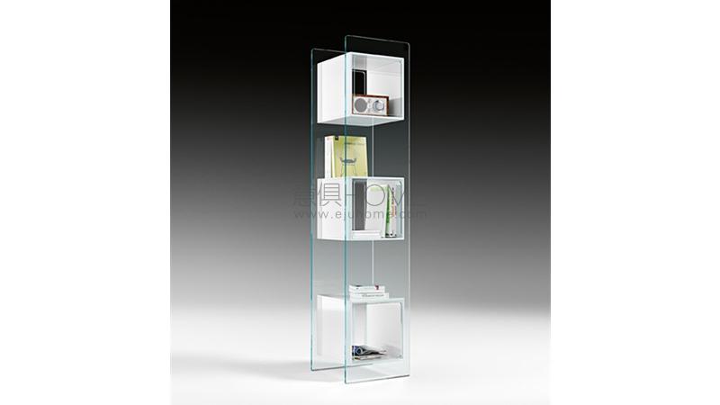 magique totem 書架