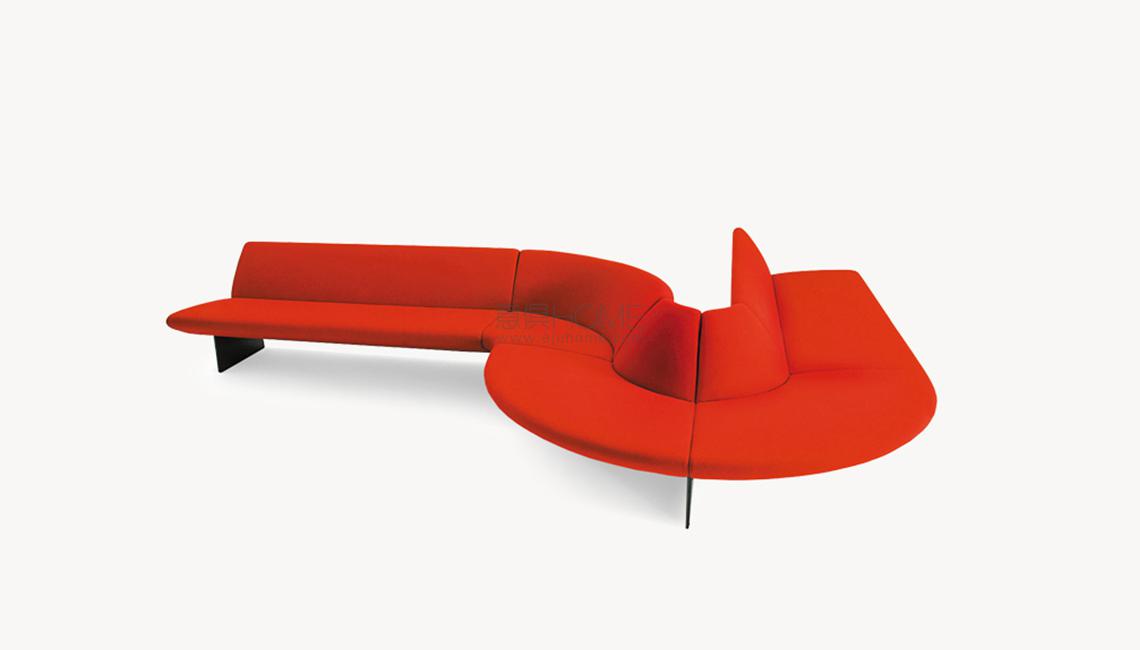 Serpentine 組合沙發