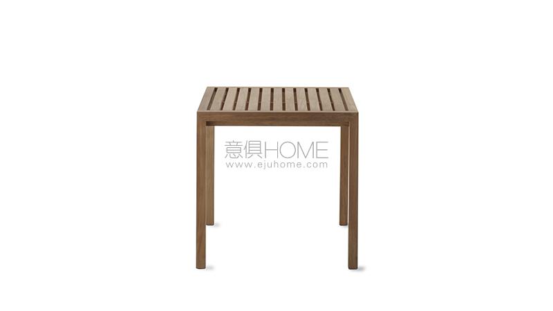 PLAZA 065 table 餐桌