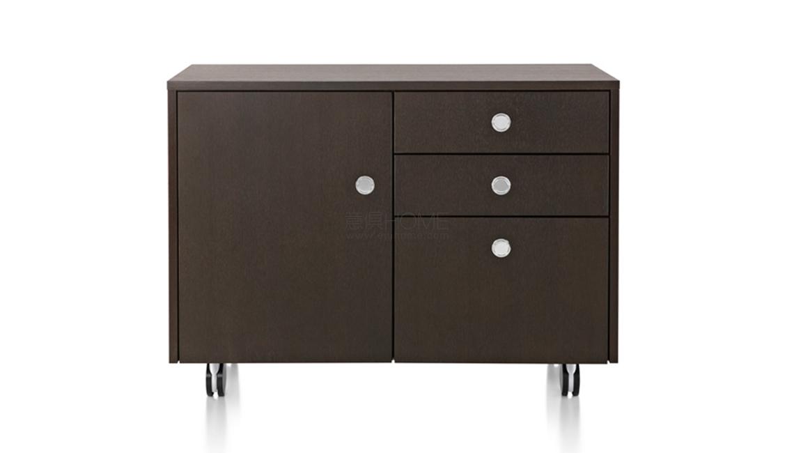 Sled Base Storage 廳柜