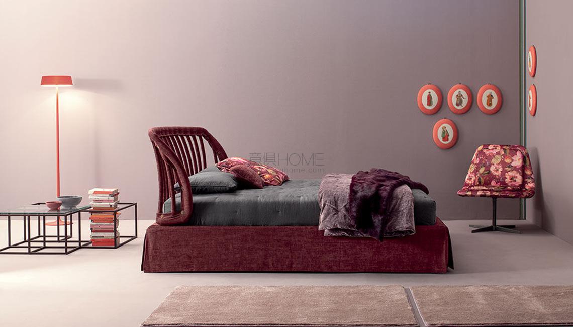 OPEN AIR CON GONNA床