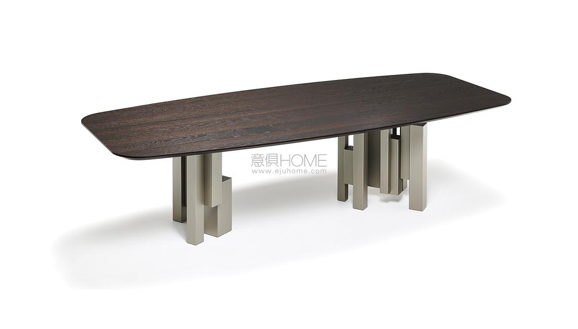 Skyline Wood長餐桌