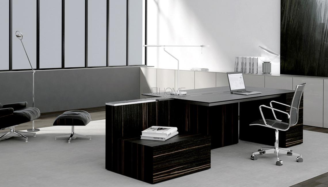 EXECUTIVE MORE辦公桌