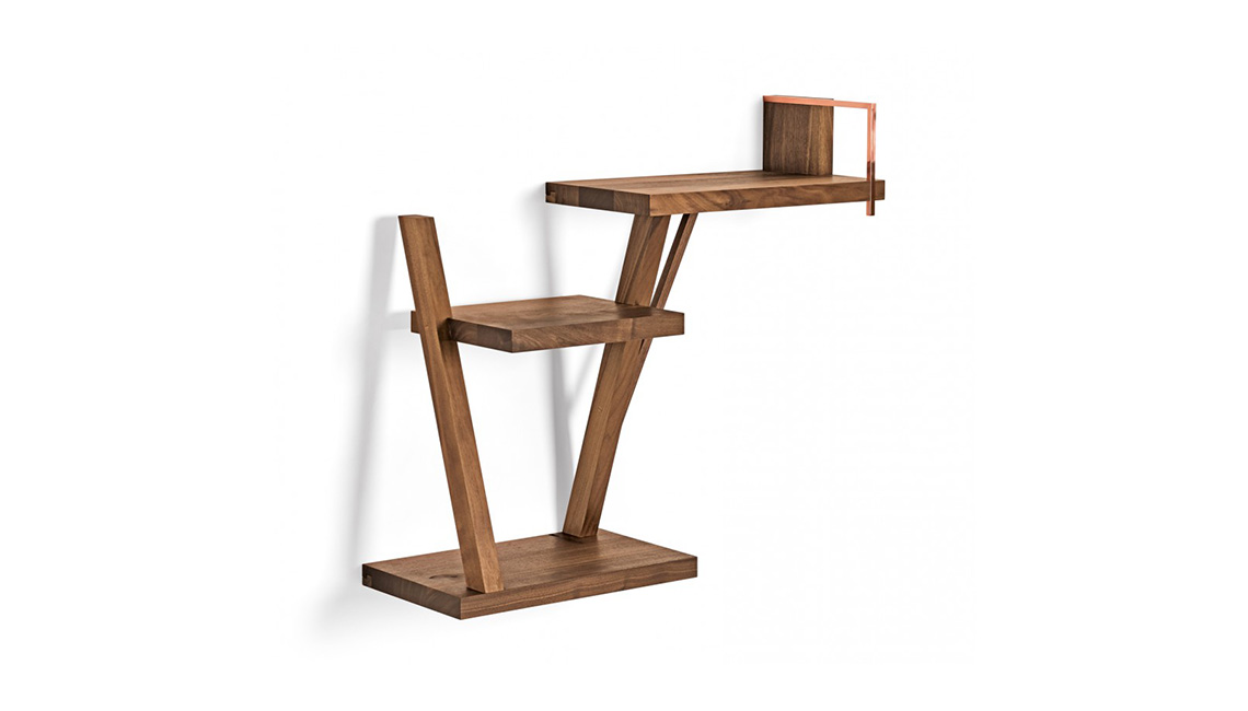 Taidgh Shelf C書架