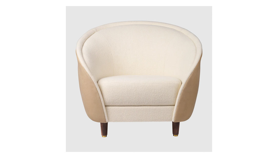 Revers Lounge Chair - Fully Upholstered, Wood base休閑椅