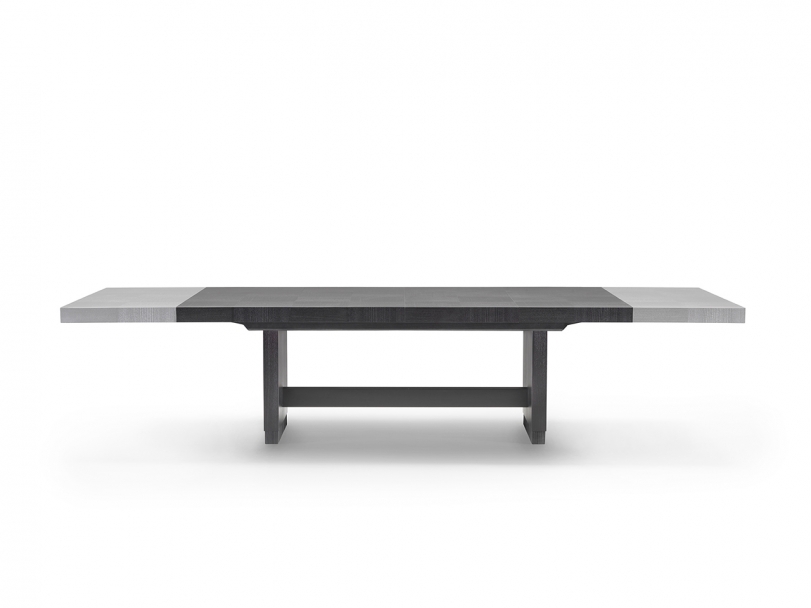 Mood-Checker長餐桌