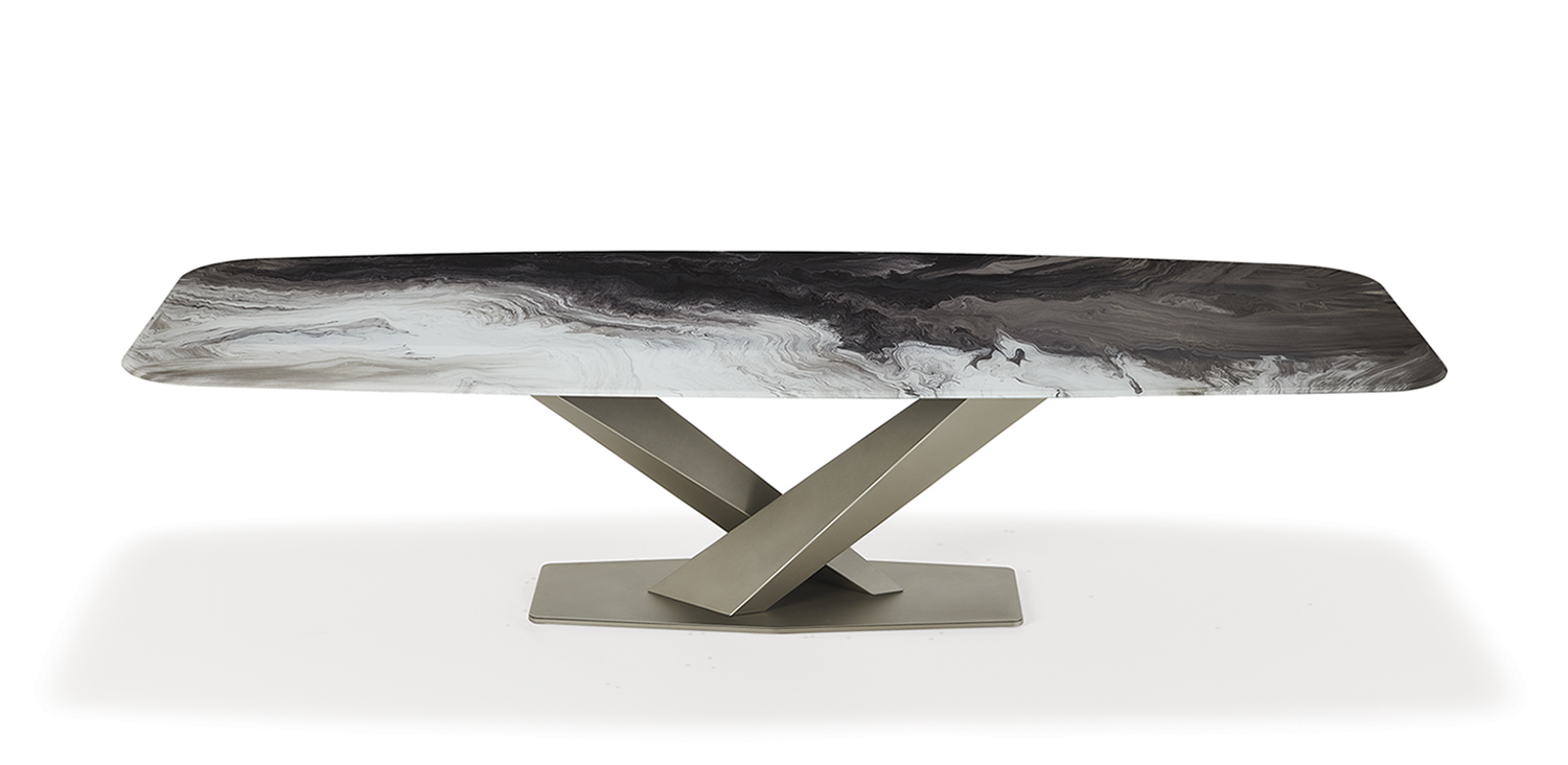 Stratos Crystalart長(zhǎng)餐桌