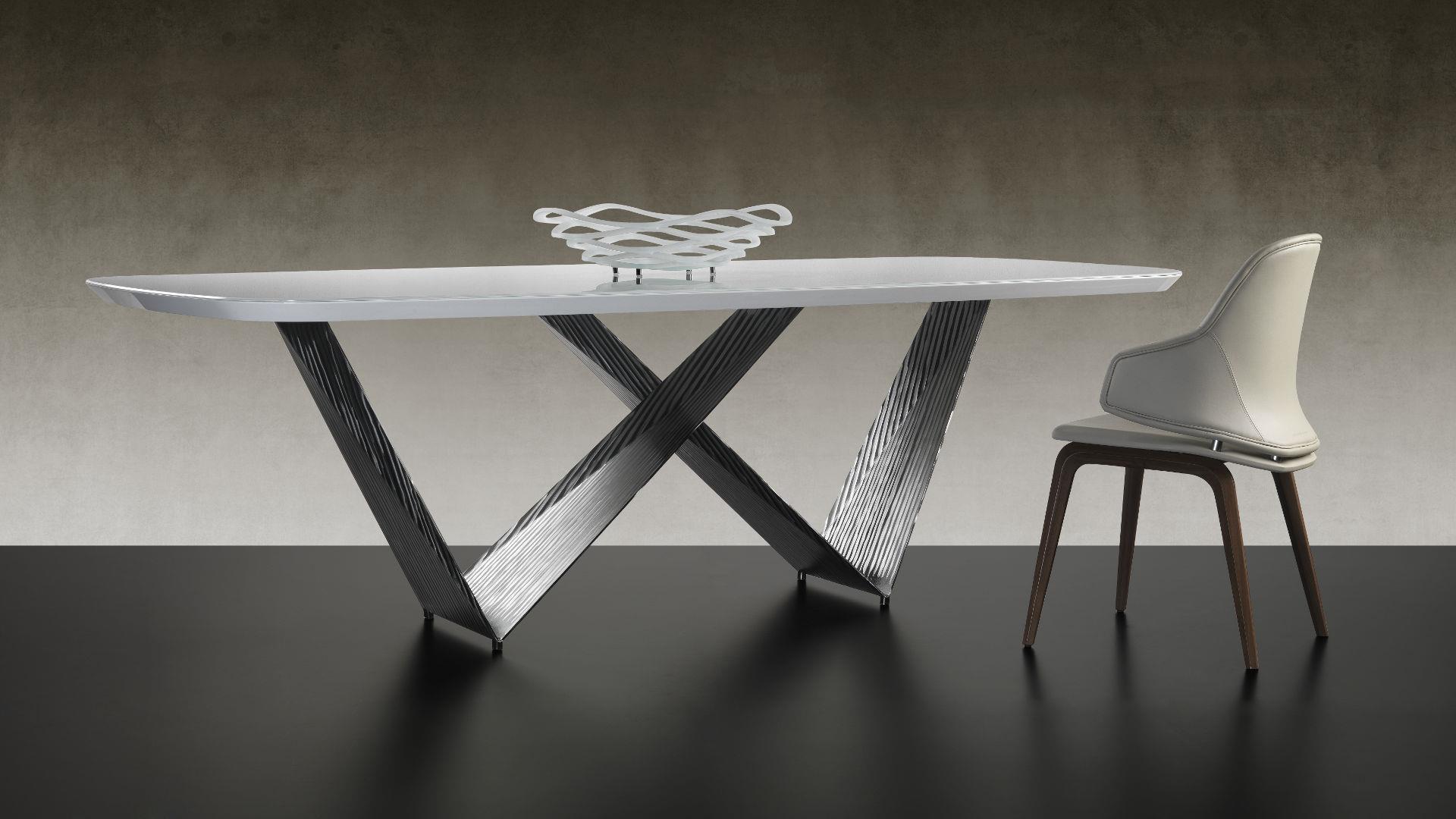 PRISMA 72 STEEL 餐桌