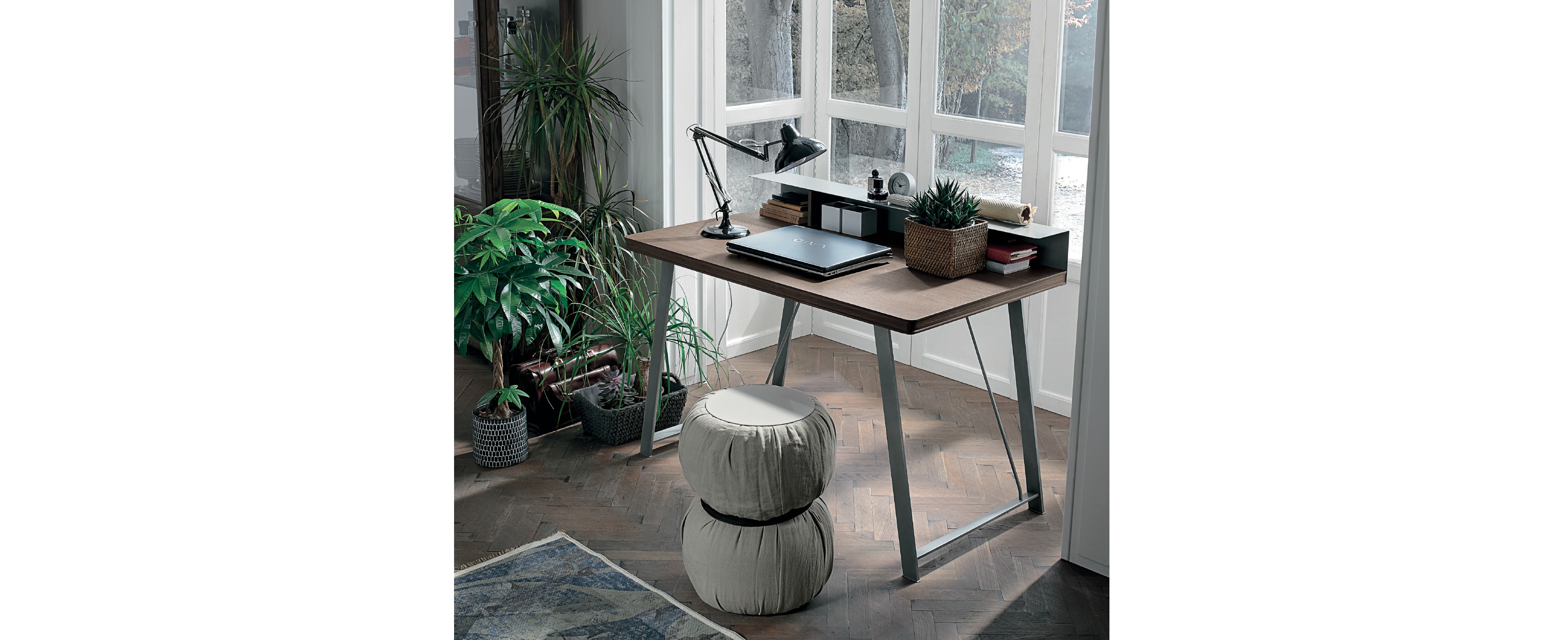 WRITING DESK MEDEA書桌