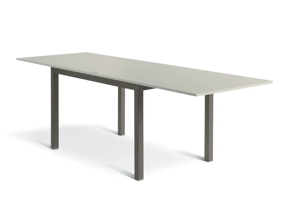 ColombiniCasaELTON長餐桌