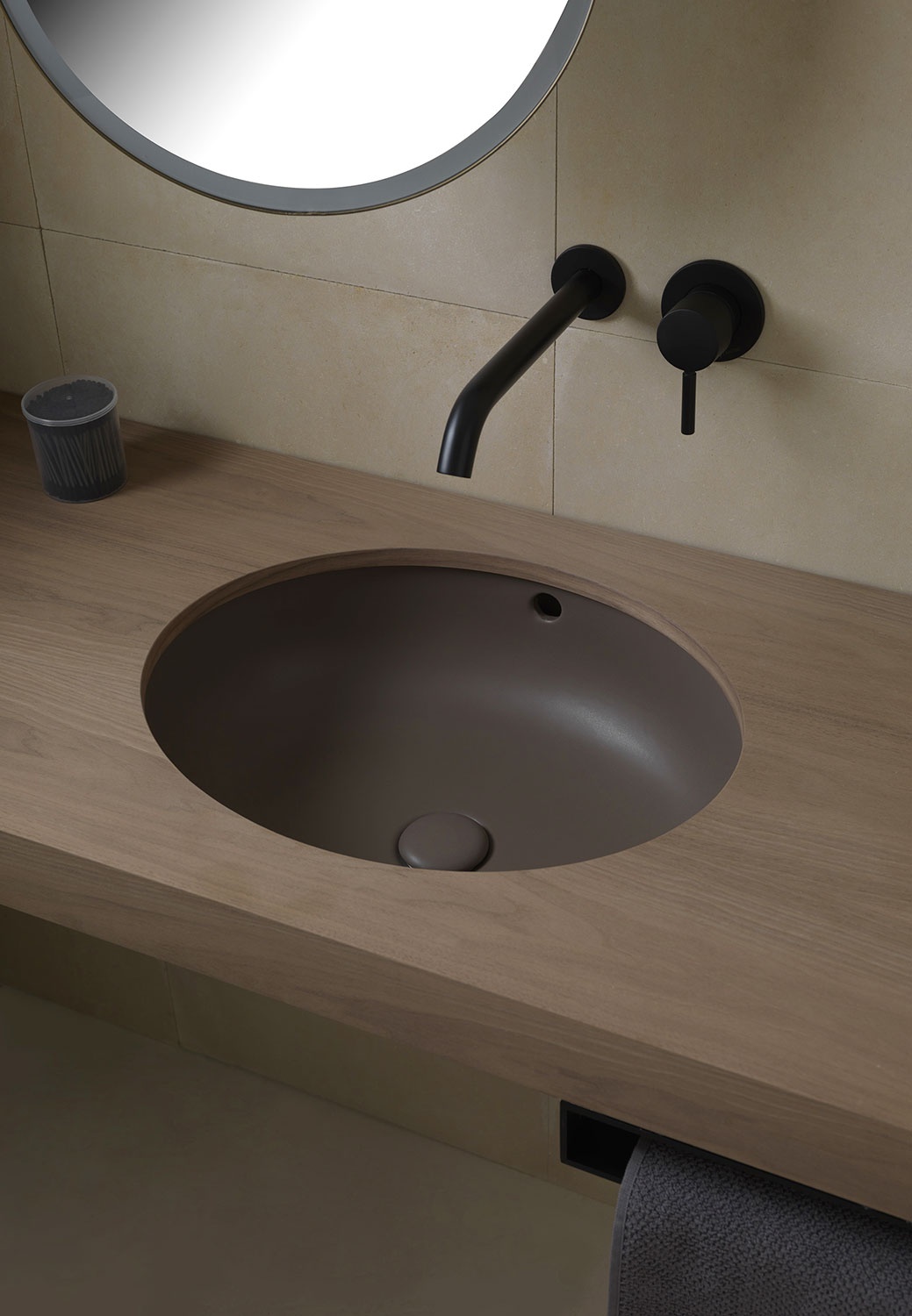 Enjoy e Amedeo臺(tái)下橢圓洗臉盆