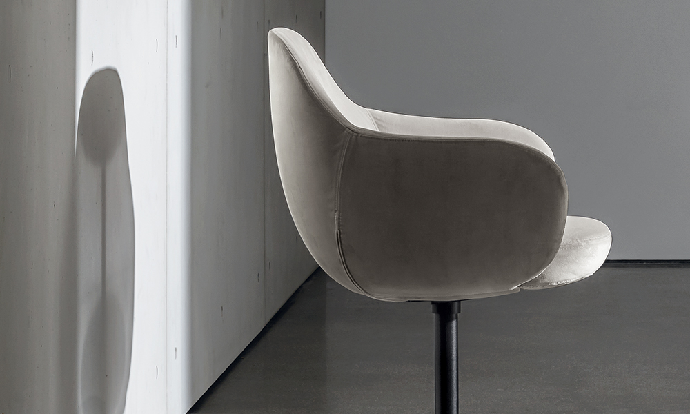 La nuova Cadira girevole休閑椅