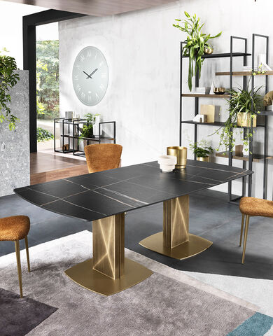 RIFLESSISABINO CERAMICA餐桌