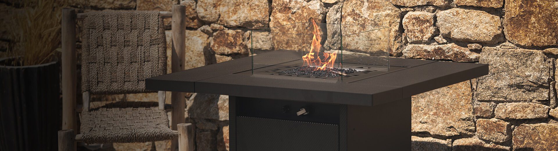 planikaSQUARE TABLE壁爐