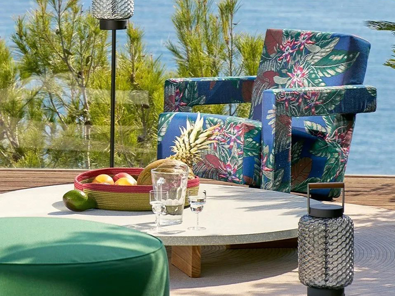 Cassina經(jīng)典休閑椅戶外新面料，一瞬間來到了熱情的夏威夷