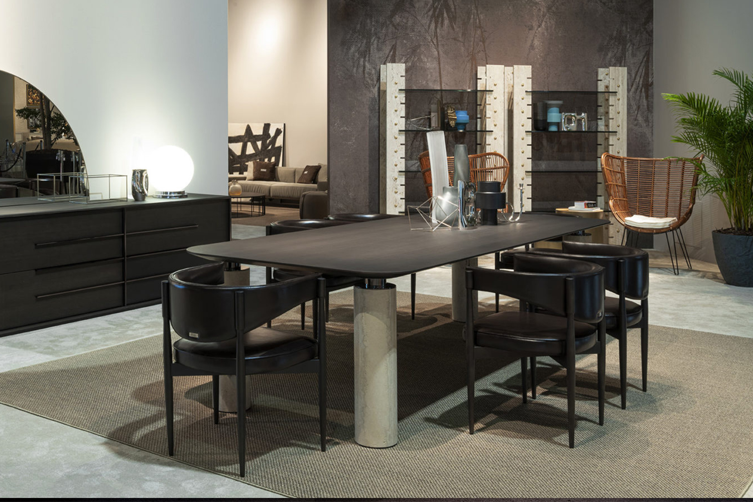 GIANFRANCO FERRE低調奢華