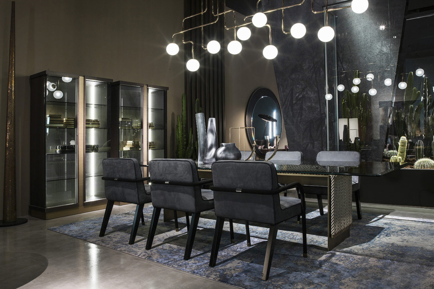 GIANFRANCO FERRE低調奢華