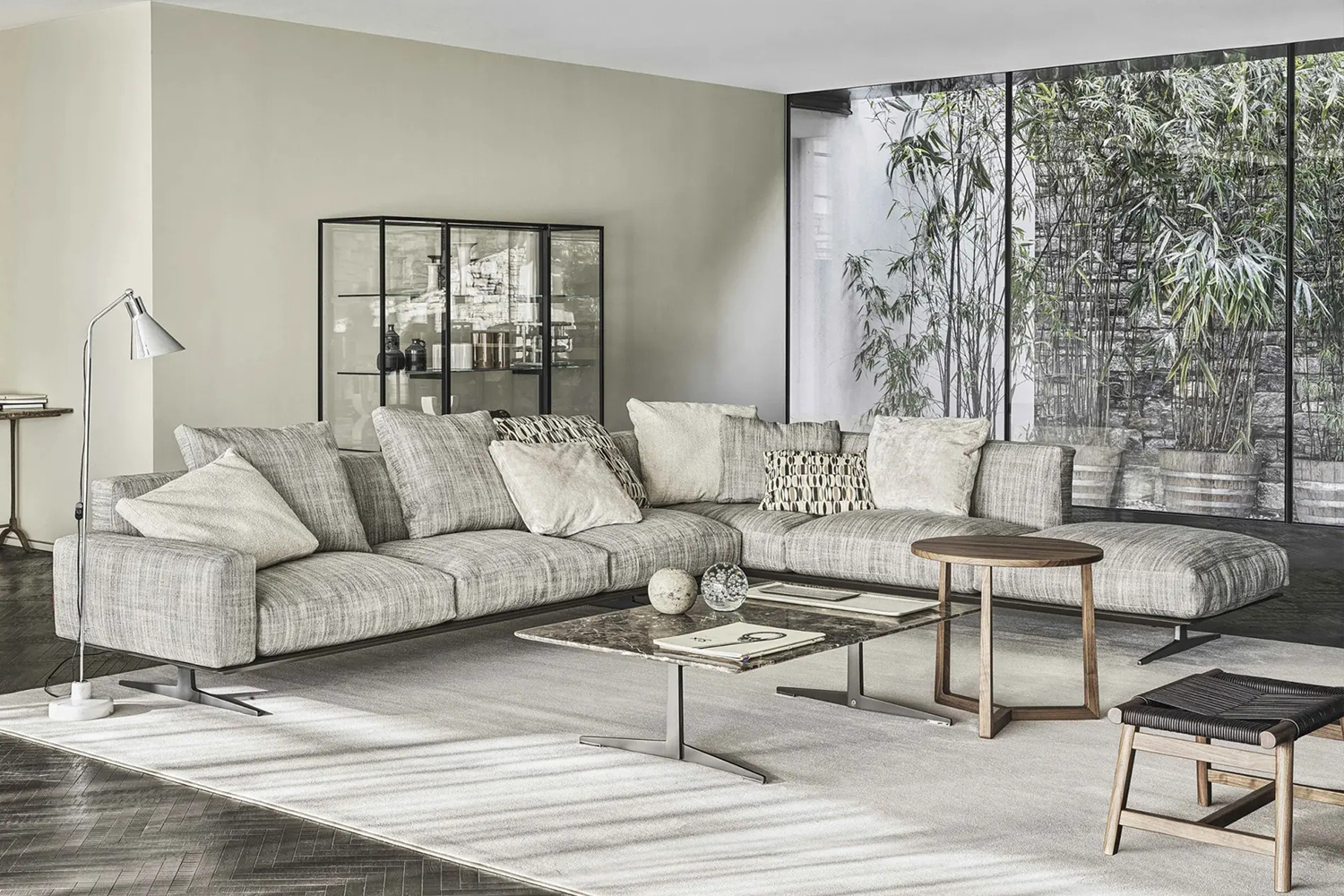 FLEXFORM簡(jiǎn)約大氣