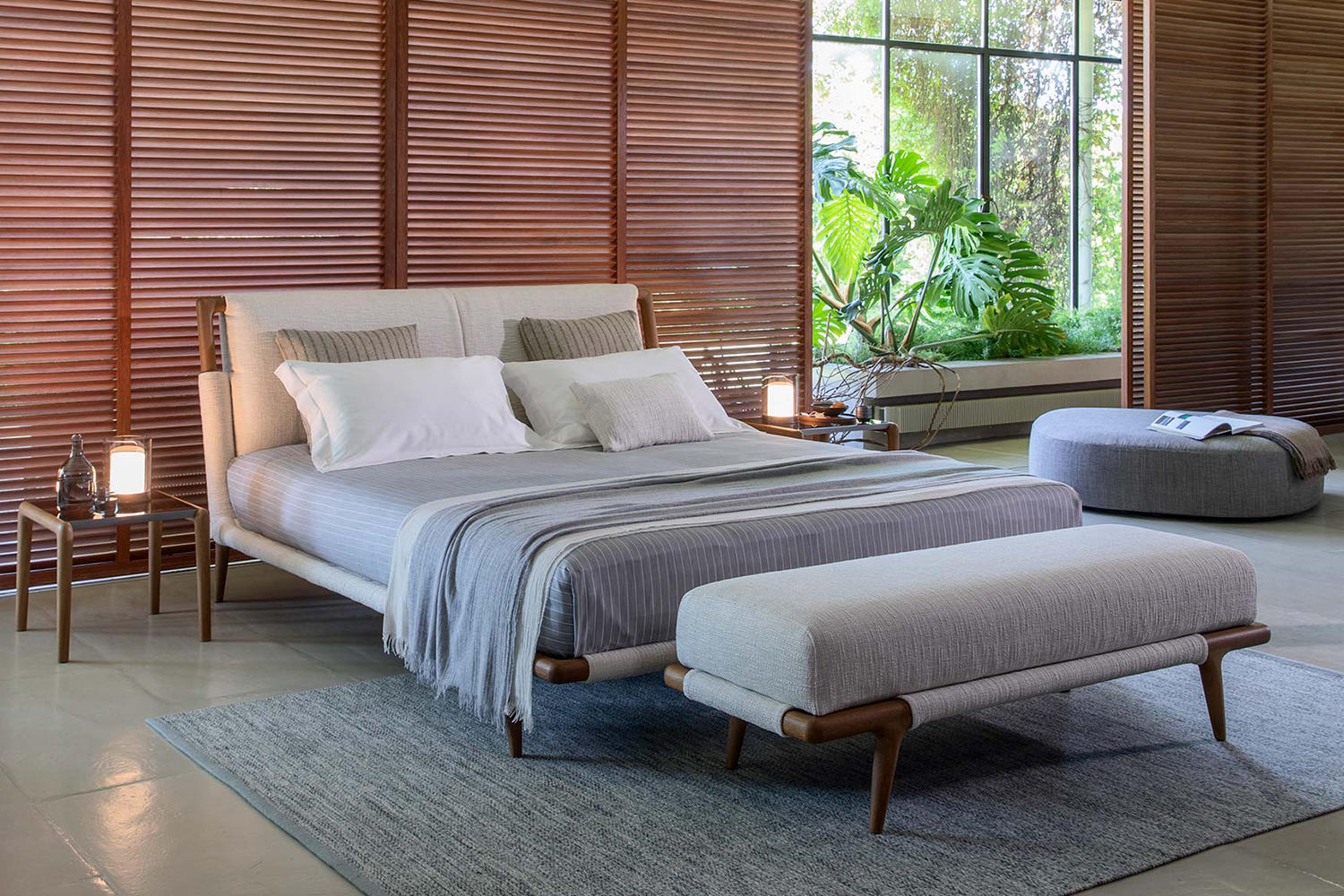 FLOU現(xiàn)代簡(jiǎn)約